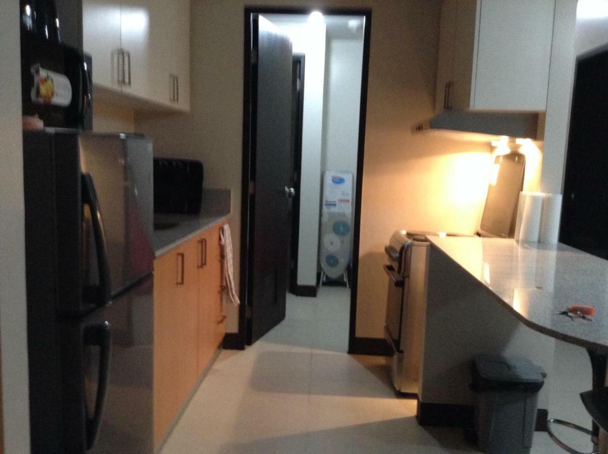 Cubao Manhattanheights Unit 11A Tower B, 2Br Manila Exterior photo